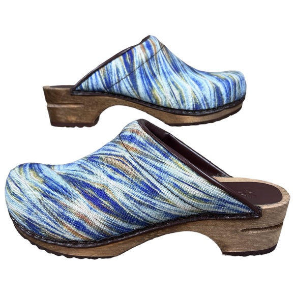 Sanita Women’s Blue Watercolor Fabric Style Clogs Size EU 37, US 6 - Picture 2 of 6